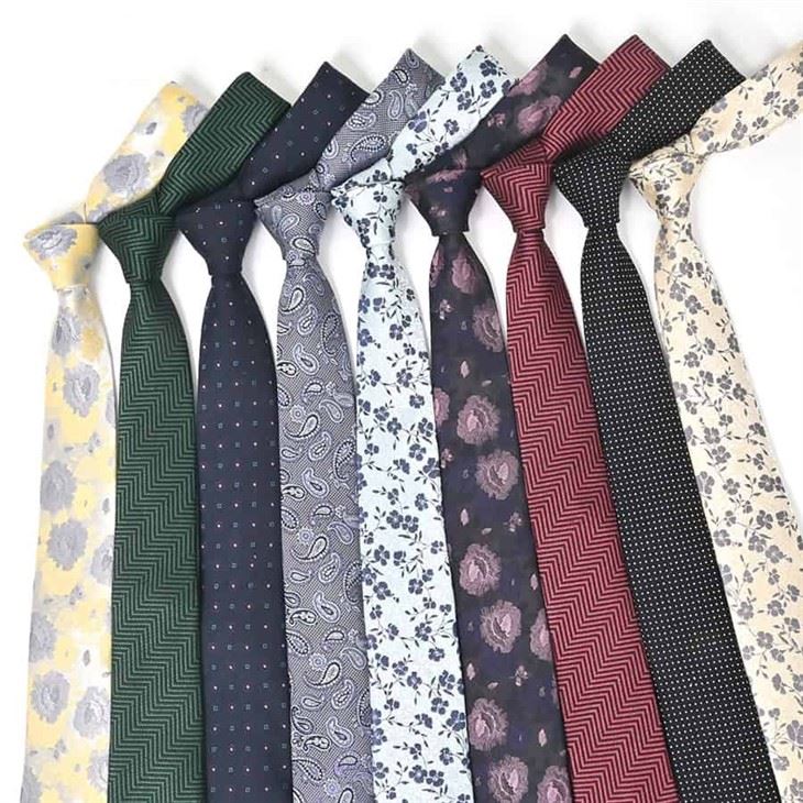 YiLi Comfortable Paisley Tie: Viscose Rayon Crafted
